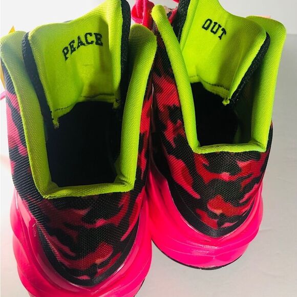 Nike Hyperdunk Lunarlon Yellow/Pink Hi Top Sneaker size 7Y Style #708069-995 - Picture 7 of 10